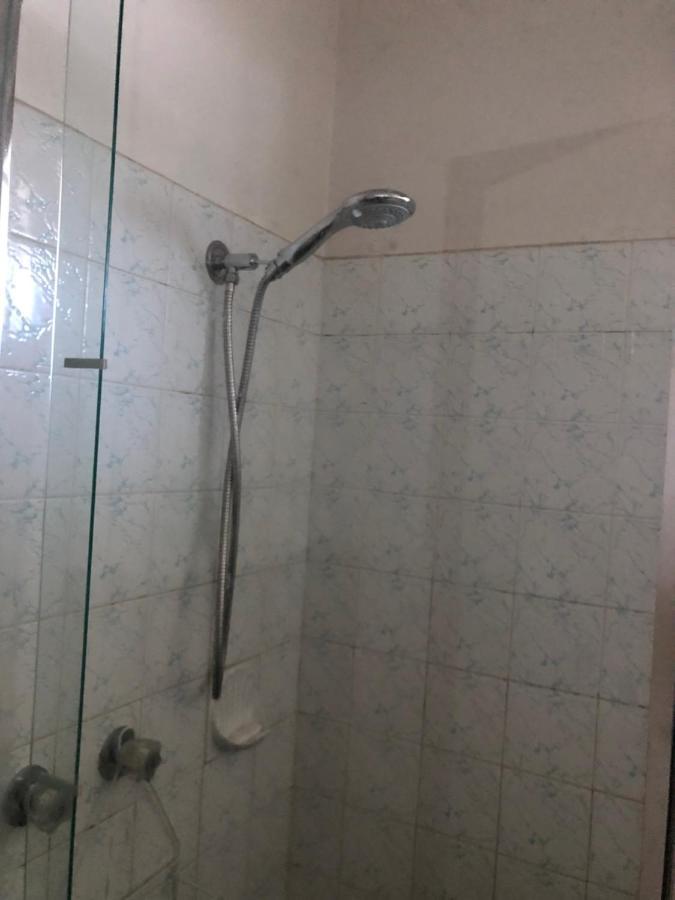 Golden House Appartement Springvale Buitenkant foto