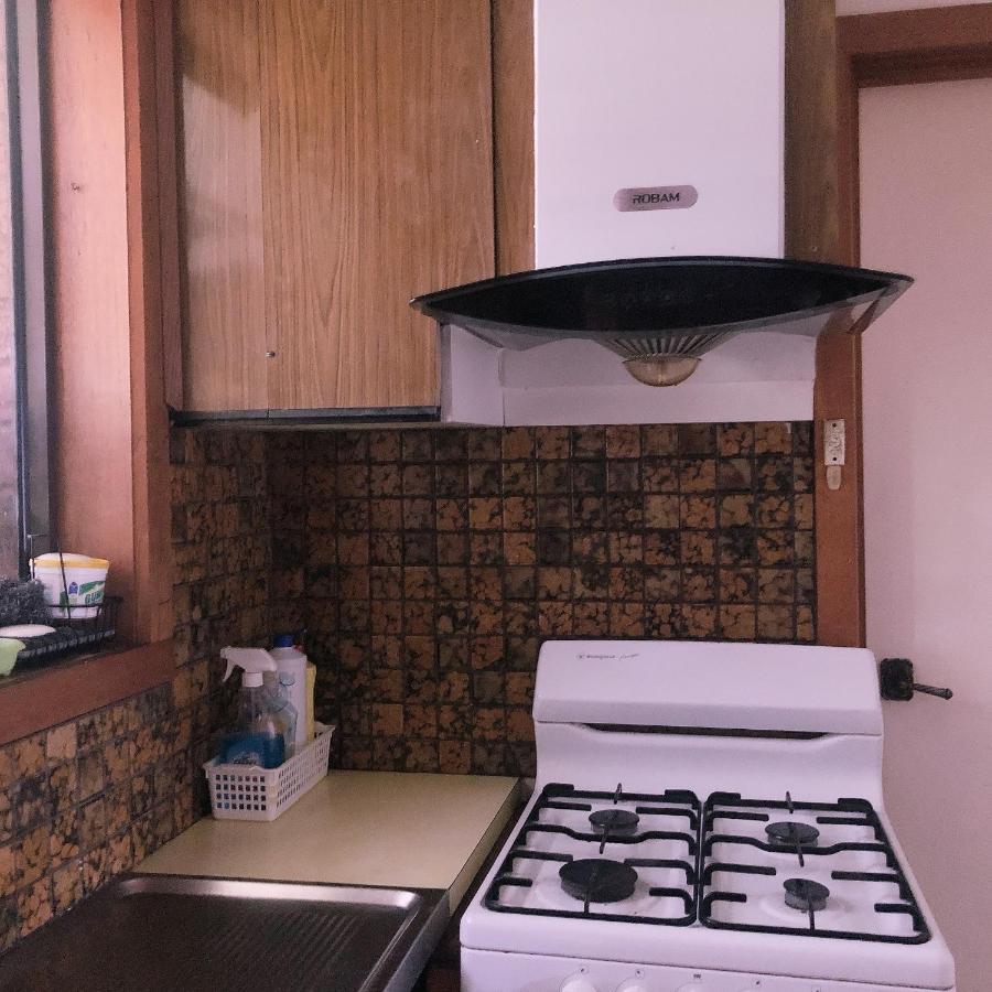 Golden House Appartement Springvale Buitenkant foto